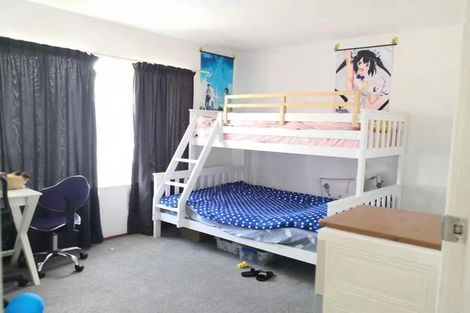 Photo of property in 44c Latham Avenue, Pakuranga, Auckland, 2010