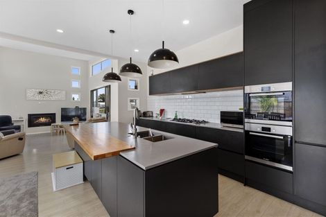 Photo of property in 42 Huarahi Pai Road, Huapai, Kumeu, 0810