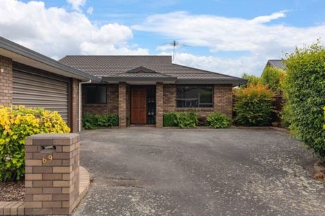 Photo of property in 69 Lowry Avenue, Redwood, Christchurch, 8051