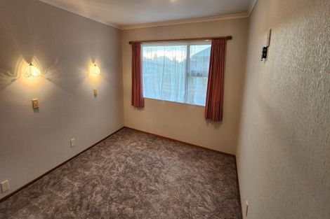 Photo of property in 10a Maire Street, Inglewood, 4330