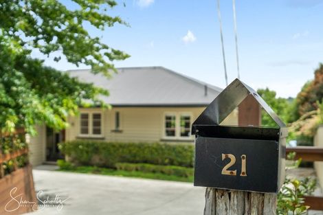 Photo of property in 21 View Street, Maungaturoto, 0520