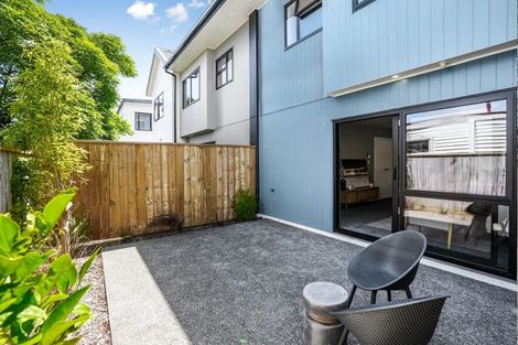 Photo of property in 8/15 Brook Street, Waiwhetu, Lower Hutt, 5010
