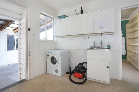 Photo of property in 49 Pukepapa Road, Marton, 4710