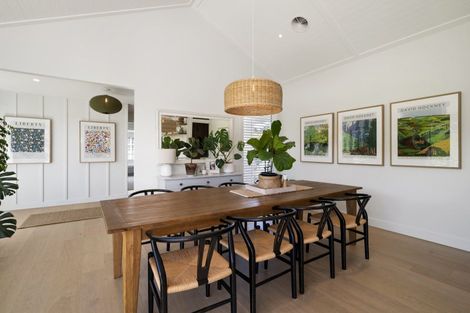 Photo of property in 5 Lens Way, Acacia Bay, Taupo, 3385