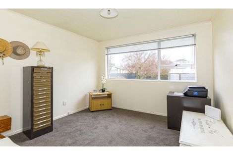 Photo of property in 6 Clyde Carr Crescent, Waimataitai, Timaru, 7910