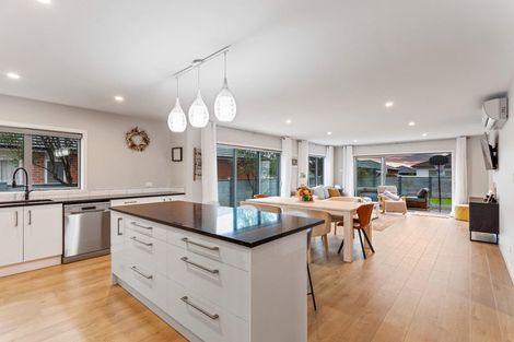 Photo of property in 9a Floyd Road, Riverhead, 0820