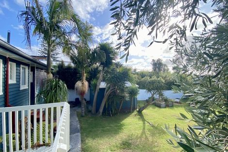 Photo of property in 12 Utting Street, Birkdale, Auckland, 0626