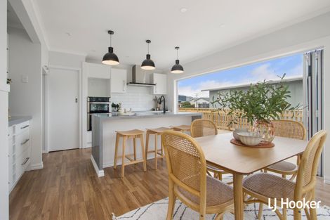 Photo of property in 8 Scarborough Road, Waihi Beach, 3611