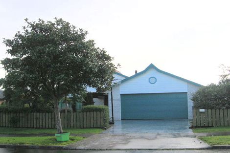 Photo of property in 19 Heathridge Place, Burswood, Auckland, 2013