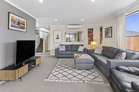 Photo of property in 48a Lewisham Street, Highland Park, Auckland, 2010