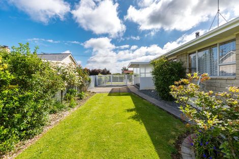Photo of property in 11 Coronation Street, Waimate, 7924