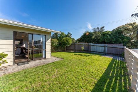 Photo of property in 33 Babbacombe Avenue, Otaki Beach, Otaki, 5512