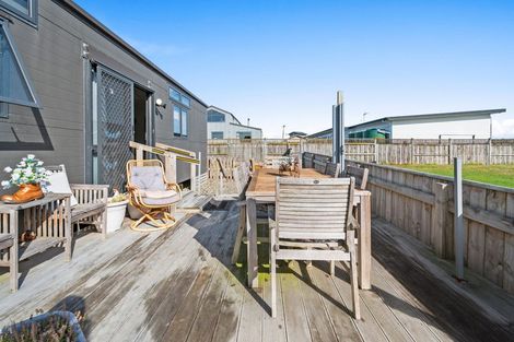 Photo of property in 1 Sandown Avenue, Himatangi Beach, Foxton, 4891