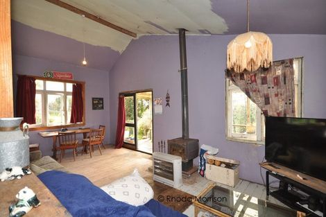 Photo of property in 153 Pahi Road, Pahi, Paparoa, 0571