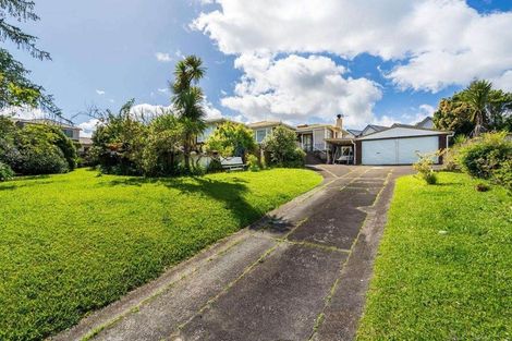 Photo of property in 3 Lavelle Road, Henderson, Auckland, 0612