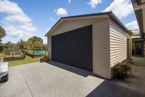 Photo of property in 2 Bransley Grove, Katikati, 3129