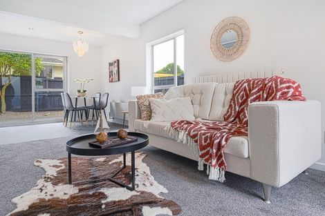 Photo of property in 2/106 Barrington Street, Somerfield, Christchurch, 8024