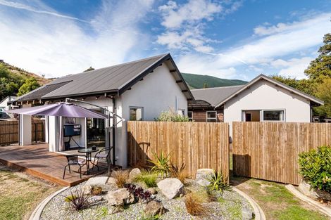 Photo of property in 16 Sunningdale Drive, Stoke, Nelson, 7011