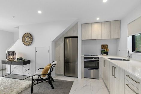 Photo of property in 5/4 Johnston Grove, Taita, Lower Hutt, 5011