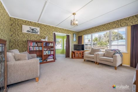 Photo of property in 280 Wellington Road, Wainuiomata, Lower Hutt, 5014