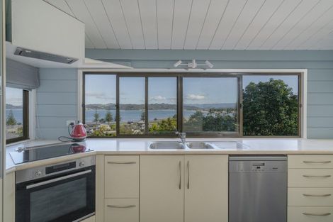 Photo of property in 13 Punga Place, Whitianga, 3510