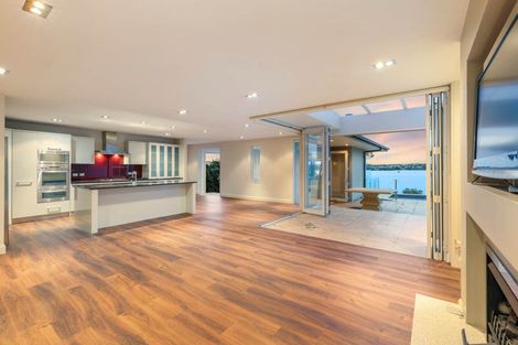 Photo of property in 21 William Bryan Drive, Half Moon Bay, Auckland, 2012