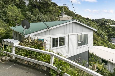 Photo of property in 2/15 Kio Road, Hataitai, Wellington, 6021