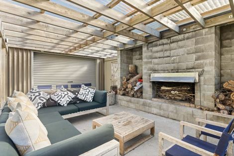 Photo of property in 645a Te Awaiti Road, Te Awaiti, Martinborough, 5782