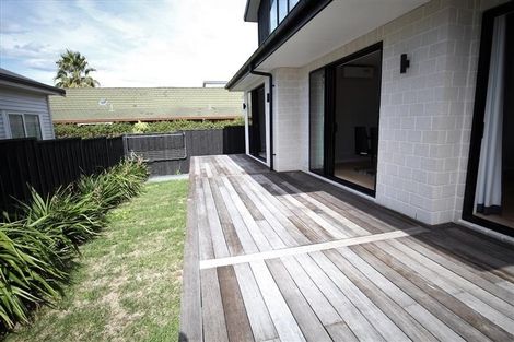 Photo of property in 138 Bucklands Beach Road, Bucklands Beach, Auckland, 2012