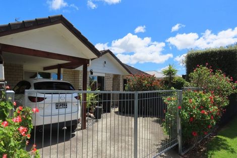 Photo of property in 19 Kelvin Road, Papakura, 2110