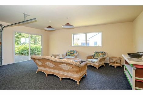 Photo of property in 2 Appletree Lane, Kerikeri, 0230