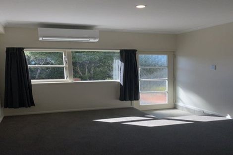 Photo of property in 26 Winston Street, Crofton Downs, Wellington, 6035