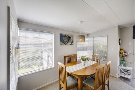 Photo of property in 2/22 Church Road, Taradale, Napier, 4112
