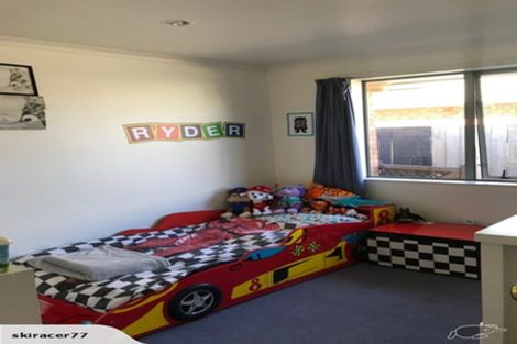 Photo of property in 12 Shannon Place, Nawton, Hamilton, 3200