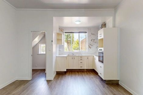 Photo of property in 141 Grant Road, Thorndon, Wellington, 6011