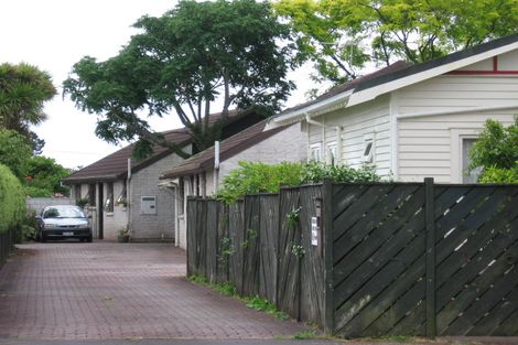 Photo of property in 3/255 Meola Road, Point Chevalier, Auckland, 1022