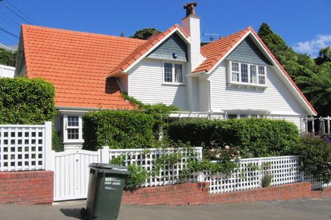 Photo of property in 46 Rawhiti Terrace, Kelburn, Wellington, 6012