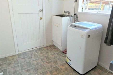 Photo of property in 3b Montgomery Street, Levin, 5510