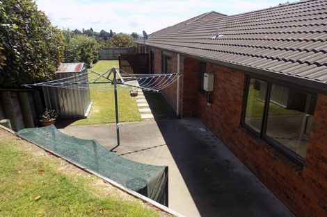 Photo of property in 2 Flight Valley Way, Welcome Bay, Tauranga, 3175