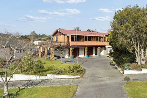 Photo of property in 99 Glenross Street, Glenross, Dunedin, 9011