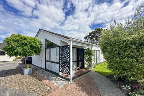 Photo of property in 8a Church Place, Whanganui, 4500