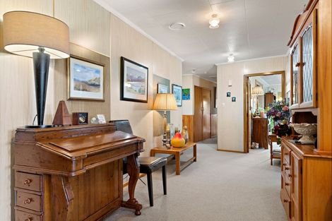 Photo of property in 13 Fairbrother Street, Carterton, 5713