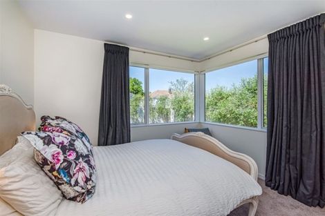 Photo of property in 22 Bardia Street, Belmont, Auckland, 0622