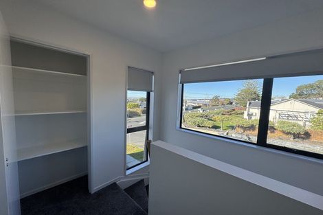 Photo of property in 14a Elcoat Avenue, Te Atatu South, Auckland, 0610