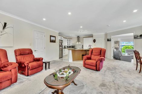 Photo of property in 432a Mangorei Road, Highlands Park, New Plymouth, 4312