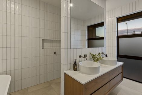 Photo of property in Kawarau Heights, 18 Kawarau Heights Boulevard, Lake Hayes, Queenstown, 9304