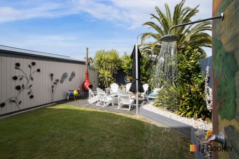 Photo of property in 15 Brighton Road, Waihi Beach, 3611