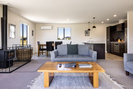 Photo of property in 4 Rodman Lane, Lake Tekapo, 7999