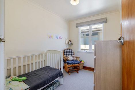 Photo of property in 43 Birmingham Street, Takaro, Palmerston North, 4412