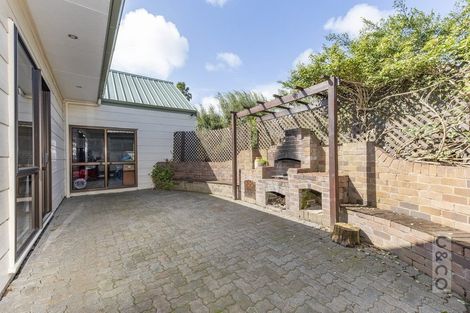 Photo of property in 18 Tapu Road, Huapai, Kumeu, 0810